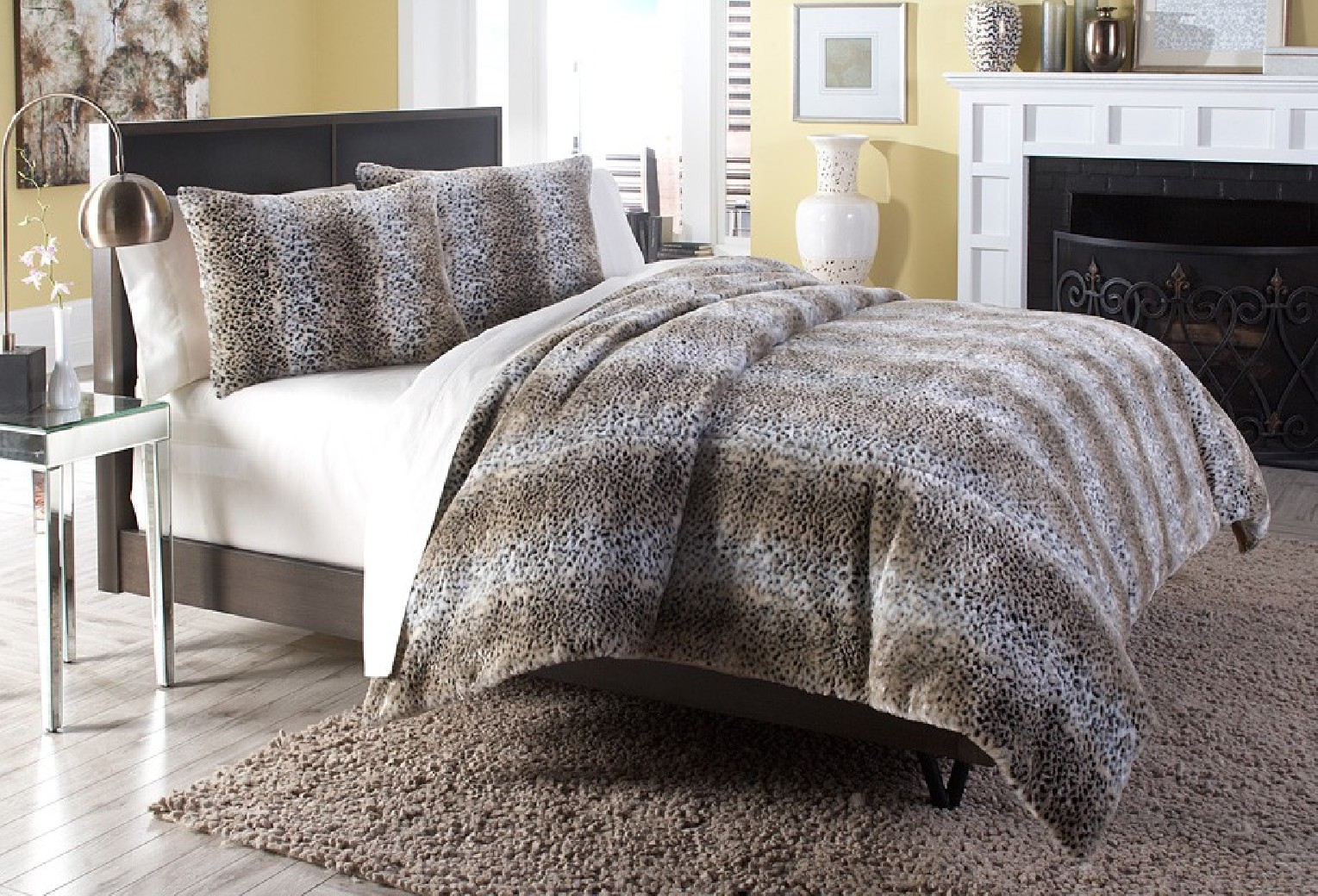 Michael Amini Kasbah Comforter Bedding Set by Aico
