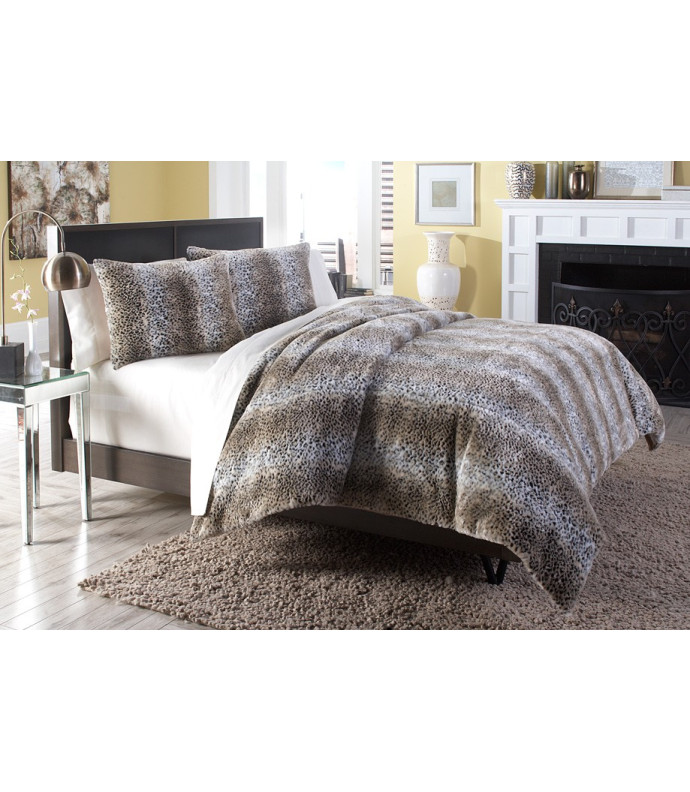 Michael Amini Kasbah Comforter Bedding Set by Aico