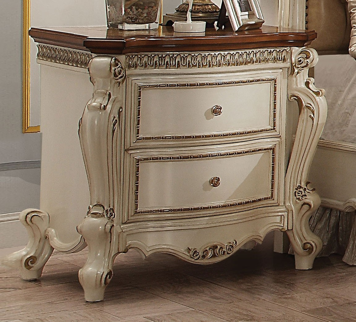 26900Q Buttersctoch / Pearl Finish Bedroom Set Picardy Collection by Acme Furniture