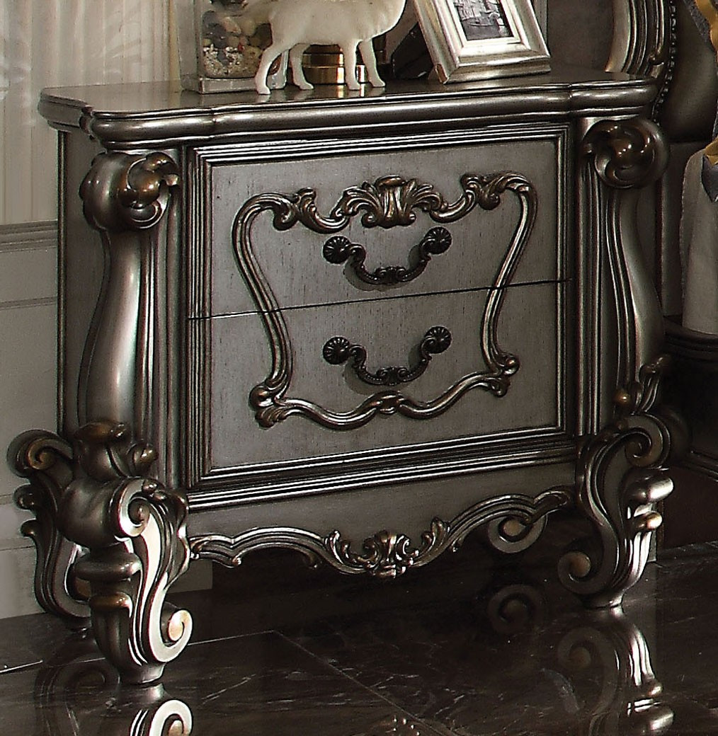 26840 Acme Versailles Ii Bedroom Set Collection. Silver Pu