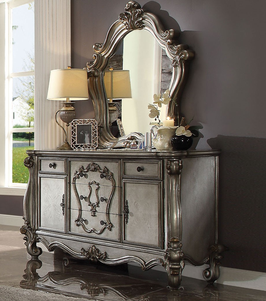 26840 Acme Versailles Ii Bedroom Set Collection. Silver Pu