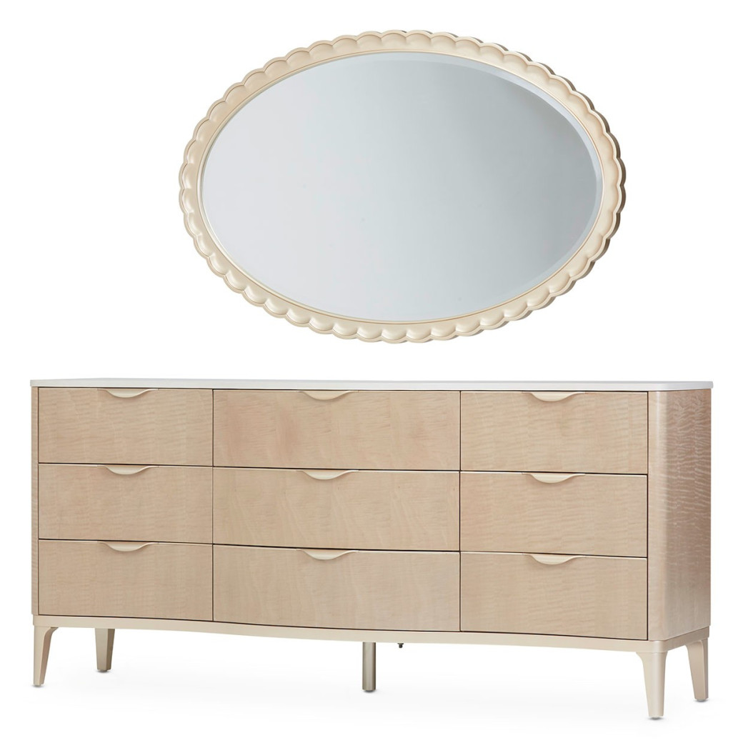 Queen Scalloped Panel Bed (3 pc) Malibu Crest Chardonnay Finish Collection by Michael Amini.9007000QN3-822