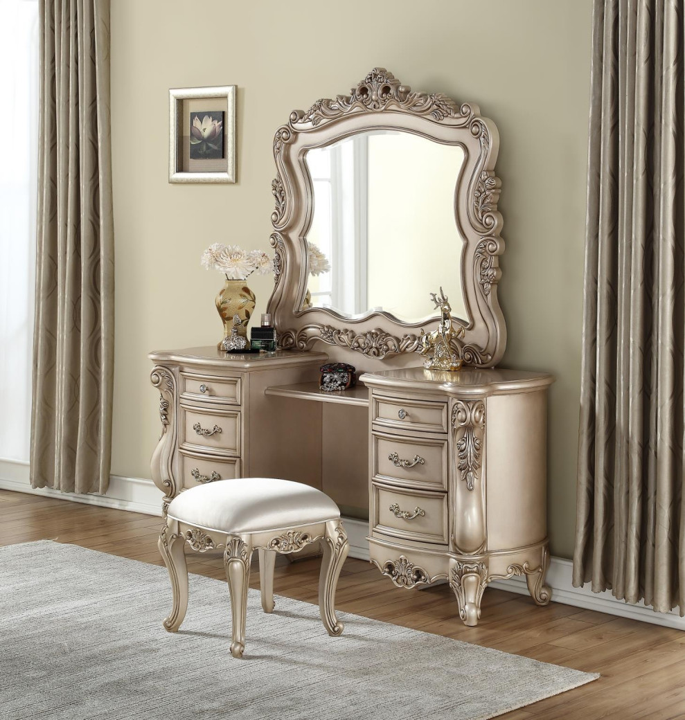 27440Q Gorsedd Cream Fabric Antique white finish Bedroom Set