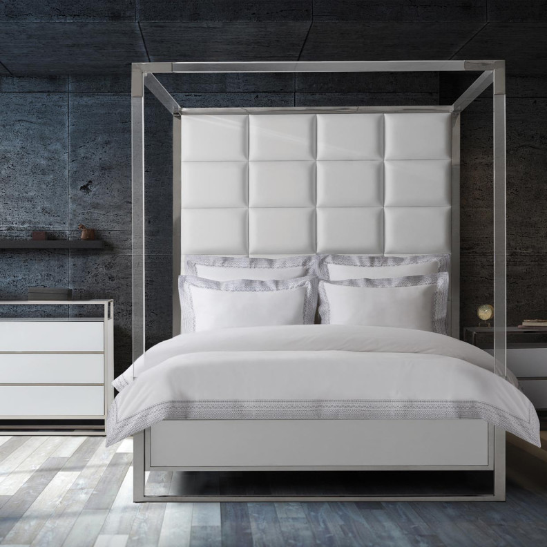 Resort Duvet Set By Michael Amini