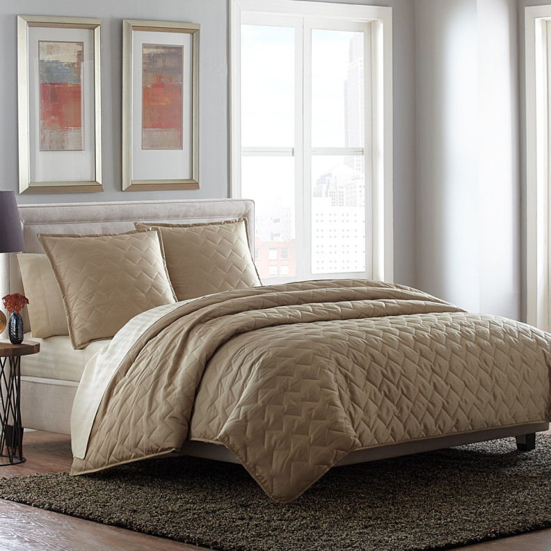 Cosmopolitan Duvet Set By Michael Amini