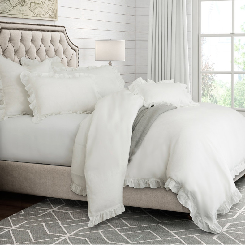 Cherry Hill Duvet Set By Michael Amini