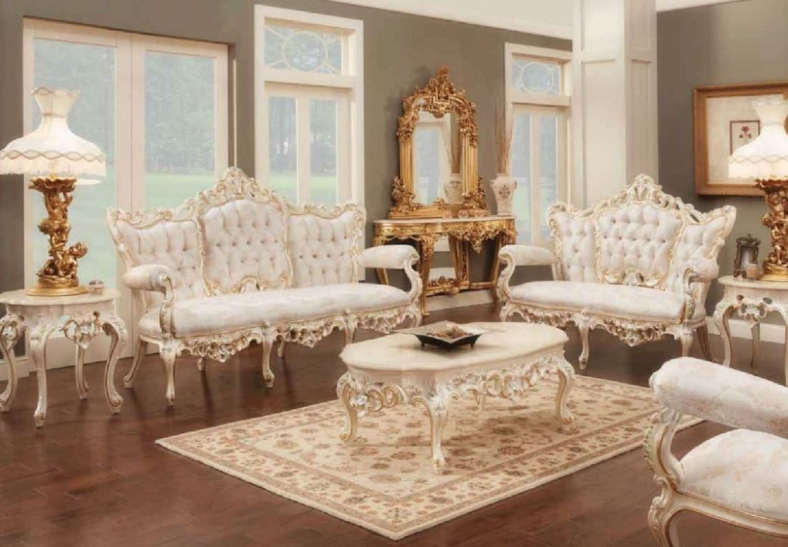 611 AJ Floral Fabric Polrey French Provincial Style Living Room