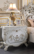 BD 00671 Lavish Classic Beige PU & Antique White Finish Bedroom Vanaheim Collection  By Acme Furniture