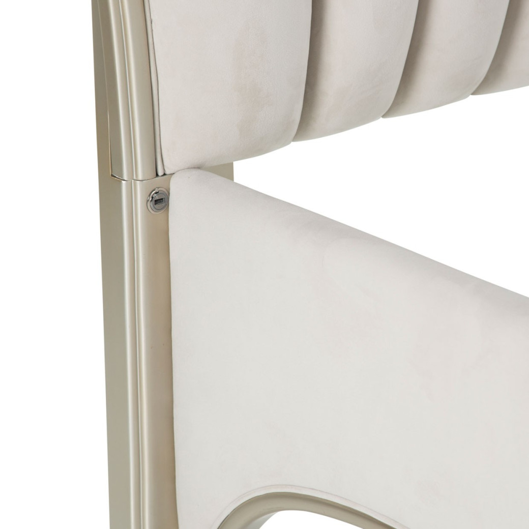 London Place Upholstered Panel Bedroom Set by Michael Amini