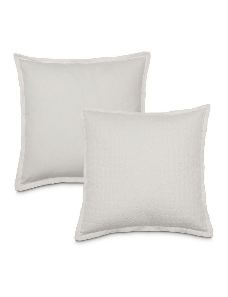 Distinctive Bedding Designs Ashworth Coverlet / Duvet Set By Michael Amini