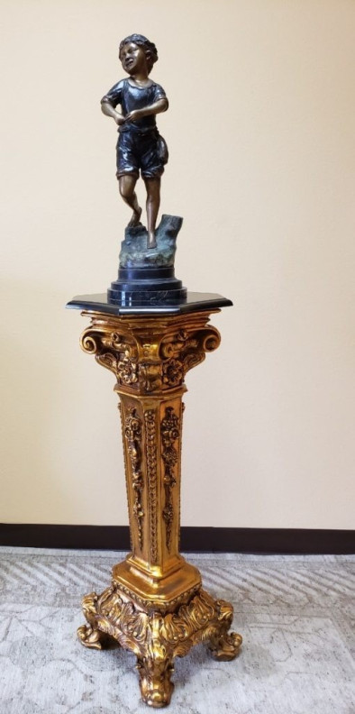 Antique Gold Pedestal By Infinity Furniture Import