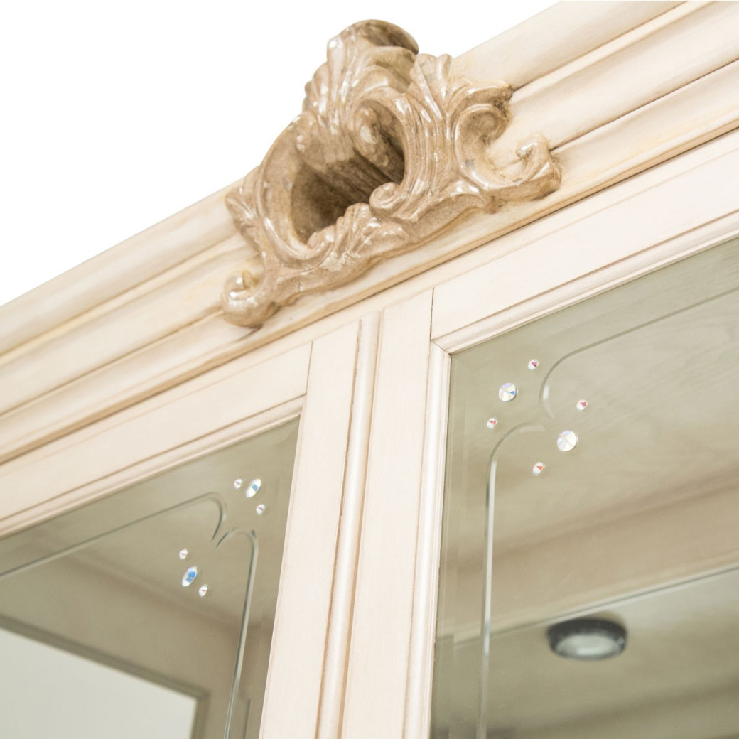 Curio Platine De Royale Champagne Collection By Michael Amini