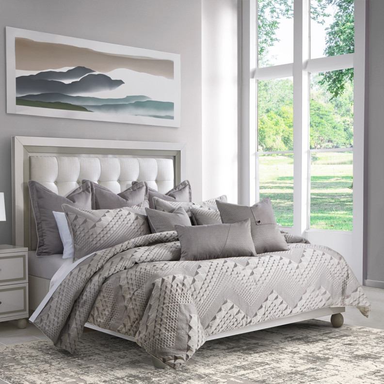 Peak View 9PC Queen Comforter Set Taupe by Michael Amini BCS-QS09-PKVEW-TUP