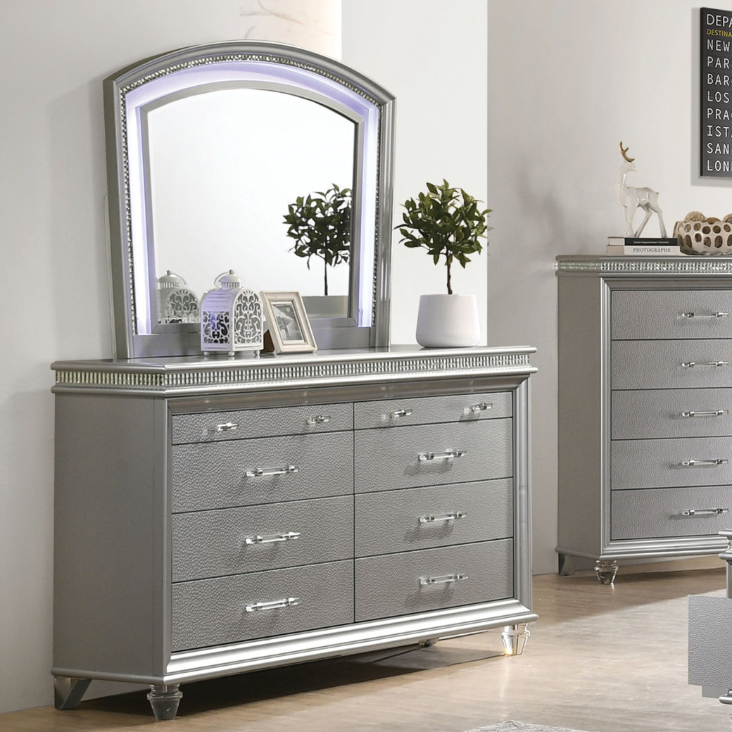 CM7899SV 5PC Queen Bedroom Set Contemporary Style Silver Finish. Maddie Collection By Furniture Of America