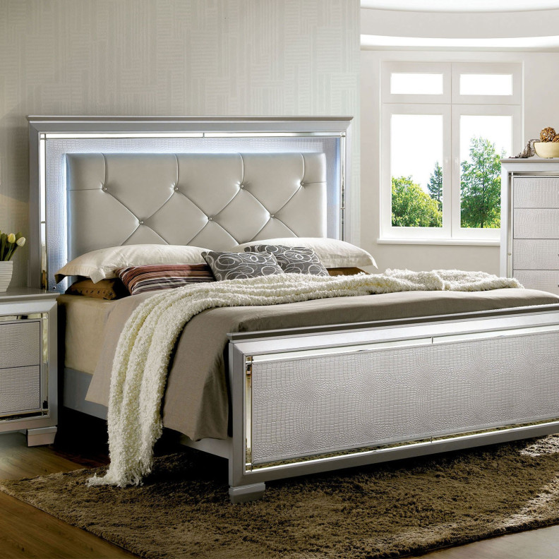 CM7979SV 5PC Queen Bedroom Set Contemporary Style Silver Finish. Bellanova Collection by Furniture of America