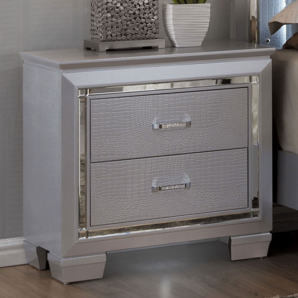 CM7979SV 5PC Queen Bedroom Set Contemporary Style Silver Finish. Bellanova Collection by Furniture of America
