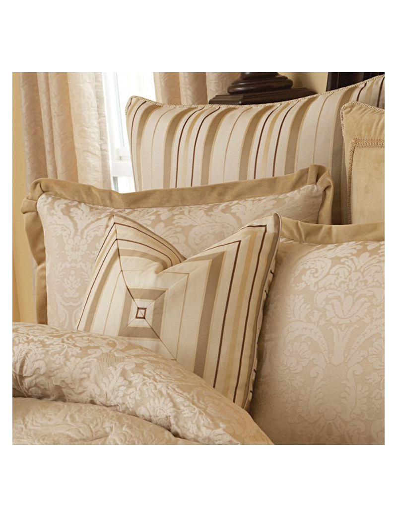 Michael Amini Carlton Comforter Bedding Set by Aico