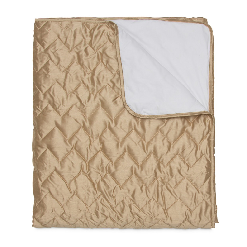 Cosmopolitan Duvet Set By Michael Amini