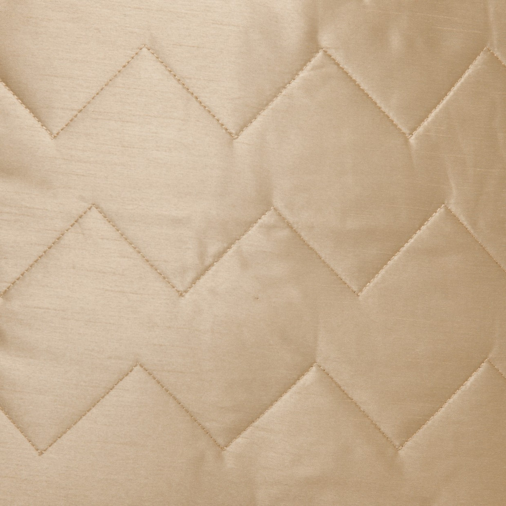 Cosmopolitan Duvet Set By Michael Amini