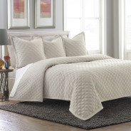 Aragoza 3pc Queen Quilt Set Cream by Michael Amini BCS-QQT3-ARGZA-CRM