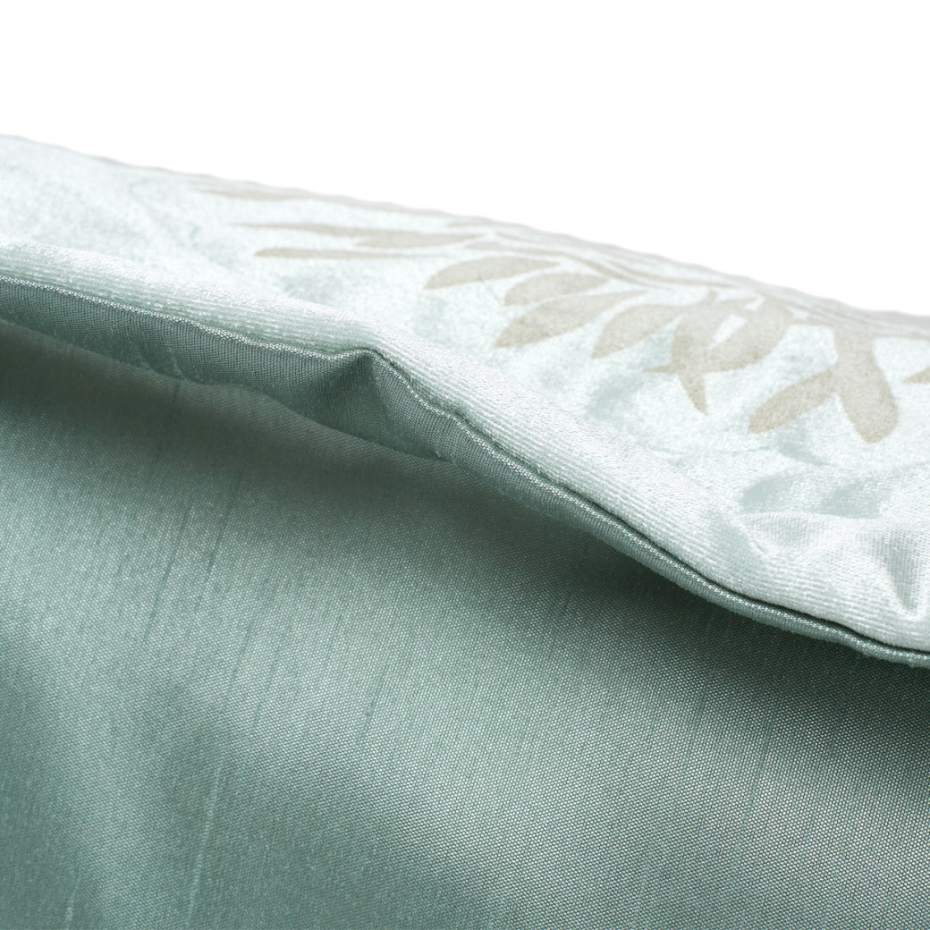 Distinctive Bedding Designs Regent Comforter Set By Michael Amini