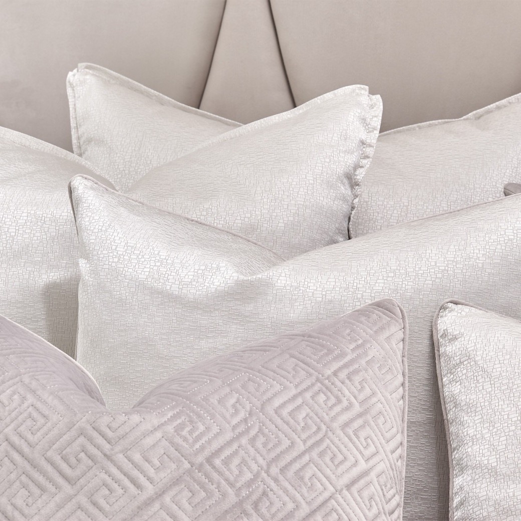 Distinctive Bedding Designs Spencer Comforter Set By Michael Amini