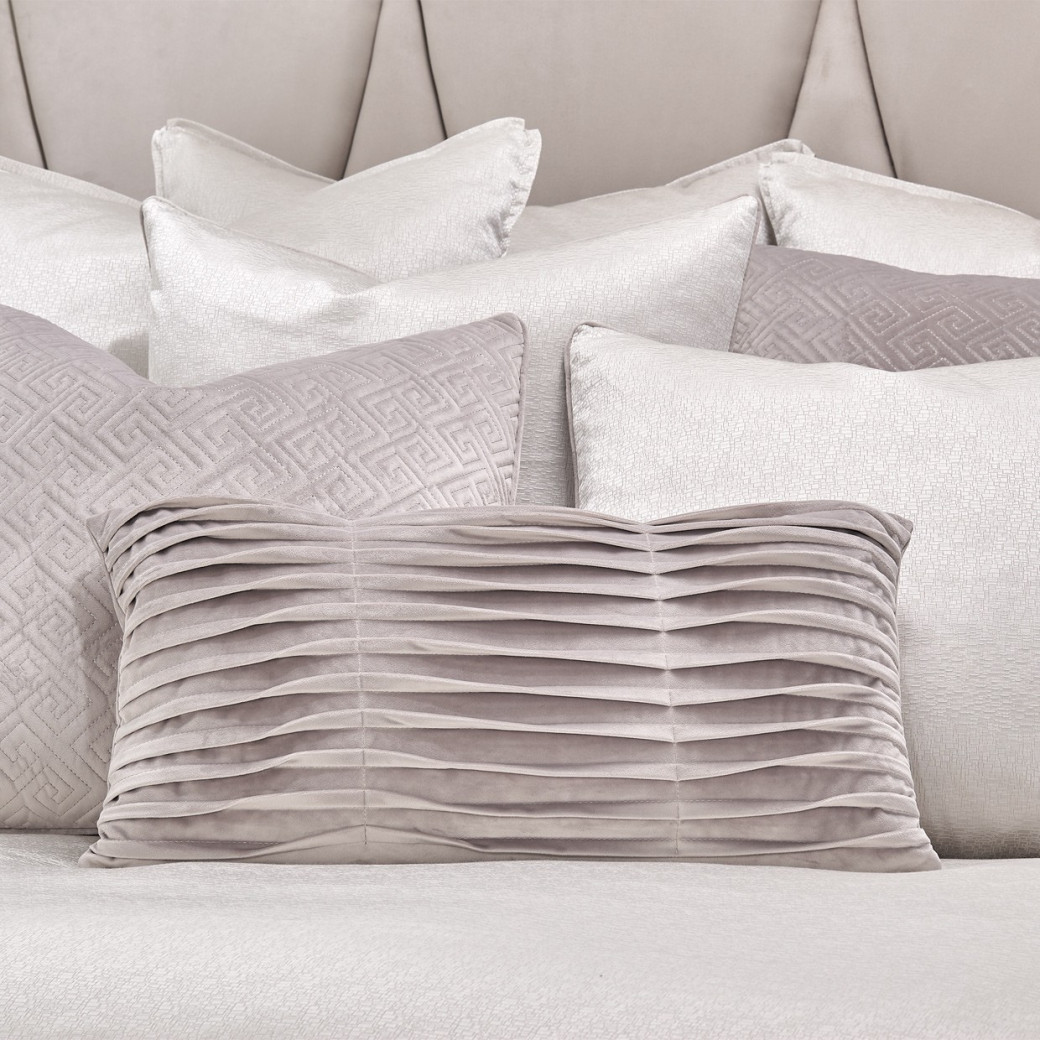 Distinctive Bedding Designs Spencer Comforter Set By Michael Amini