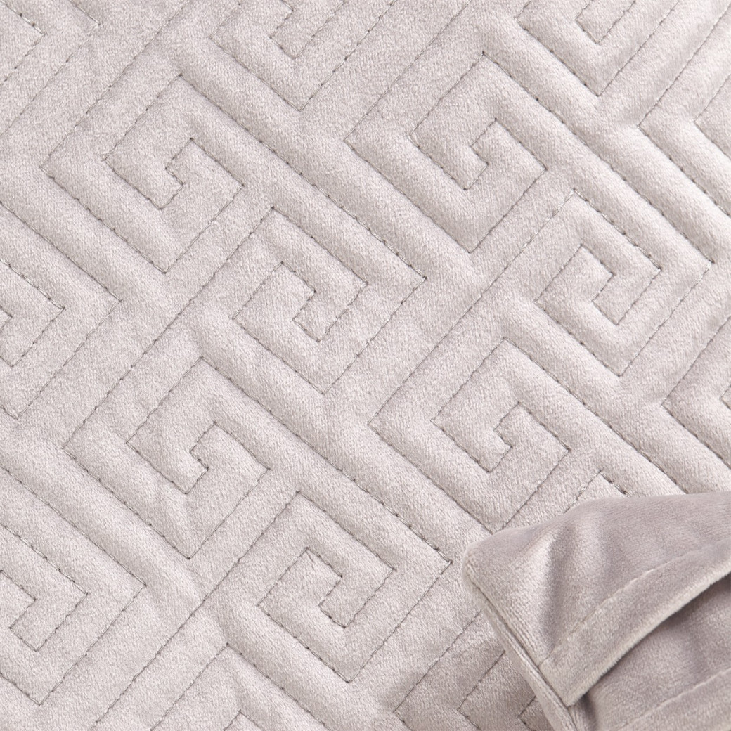 Distinctive Bedding Designs Spencer Comforter Set By Michael Amini