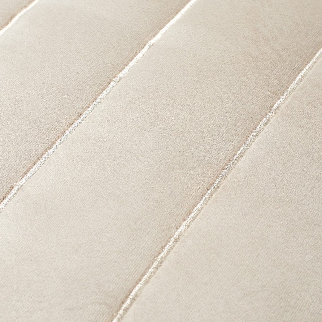 Skylar Comforter Set By Michael Amini