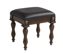 5Pc Queen Bedroom Set Maximus Collection by New Classic Furniture