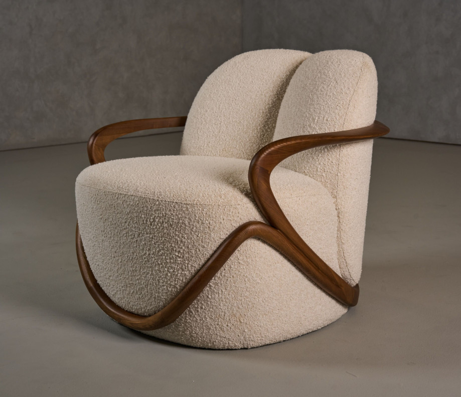 81593 Modrest Fortuna - Mid-Century Modern Off-White Fabric + Walnut Accent Chair By VIG Furniture