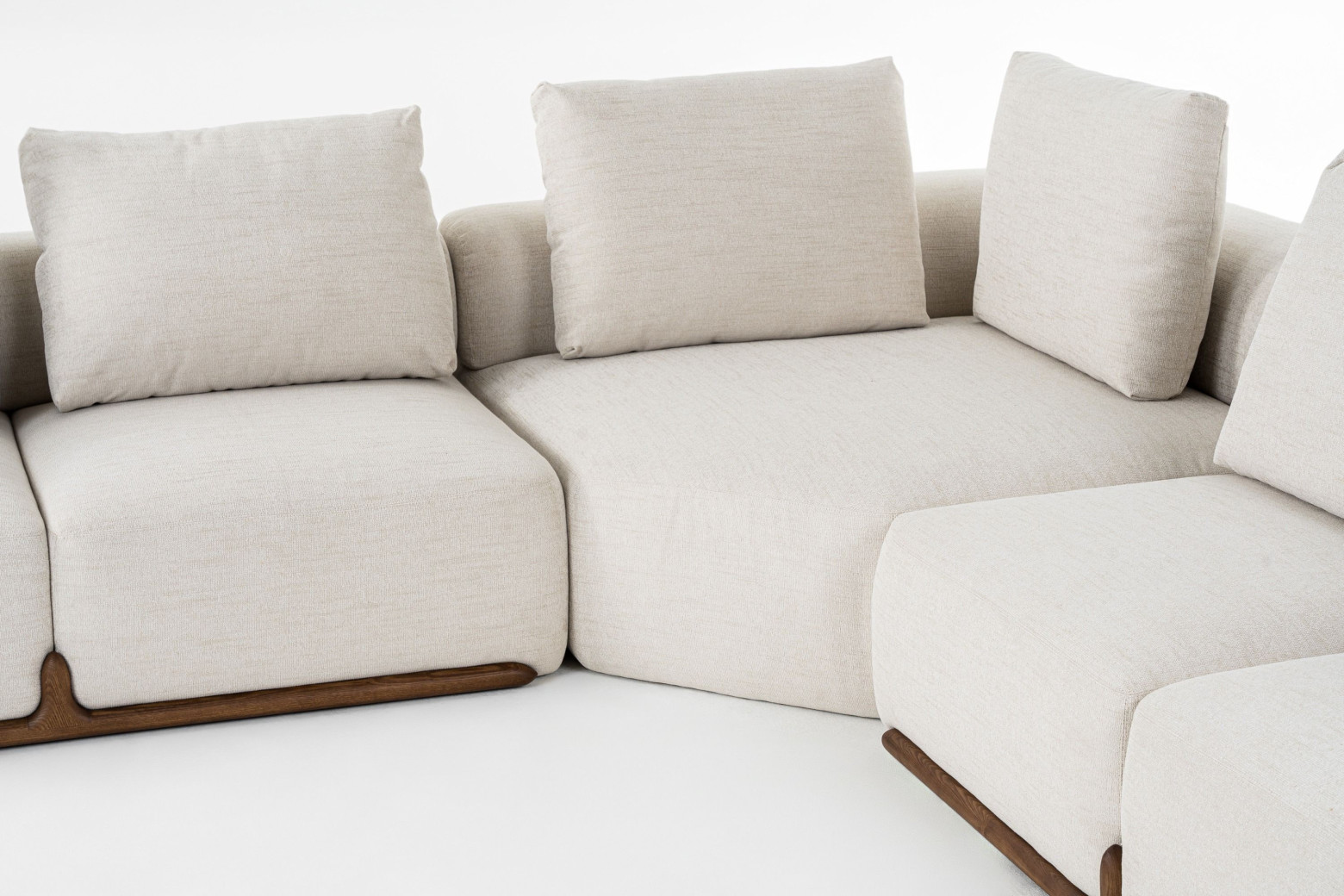 81582 Divani Casa Simone - Modern Off-White Fabric Sectional Sofa by VIG Furniture