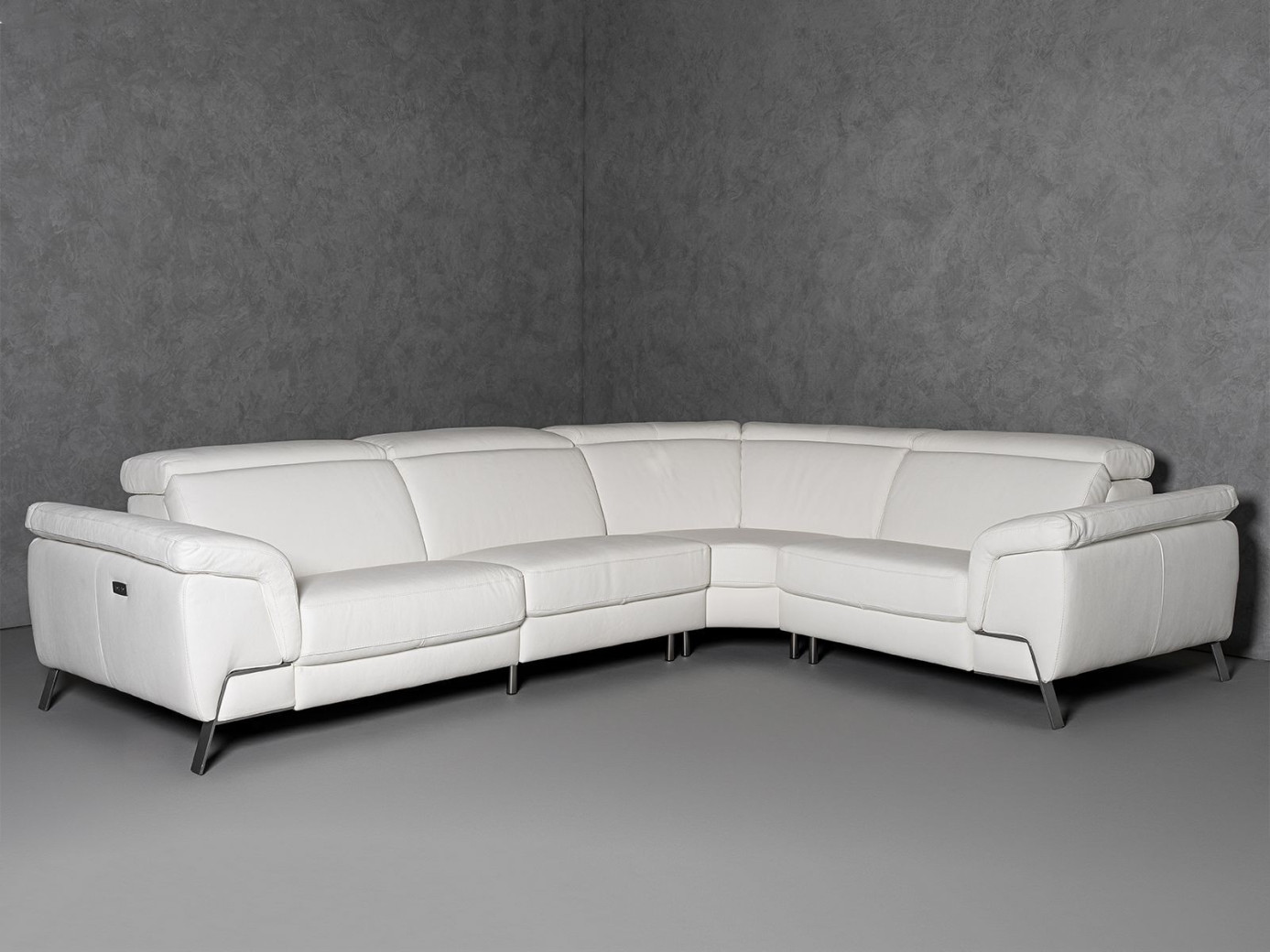 81728 Lamod Italia Wonder - Italian Modern White Leather Sectional Sofa with Recliners By VIG Furniture