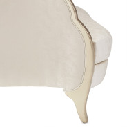 Loveseat Malibu Malibu Crest Chardonnay Finish Collection by Michael Amini. N9007825-CLDWH-822