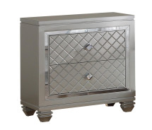 Shiney Silver Queen Bed Traditional Style Collection By Cosmos Furniture