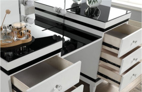 Vanity Set Madonna Collection White/Black by Furniture of America