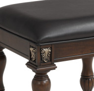Maximus Royal Classic Collection 3PC Vanity Set By New Classic Furniture