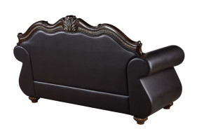 Maximus Royal Classic Collection Living Room By New Classic Furniture
