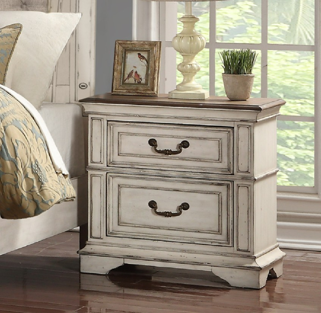 5Pc Queen Bedroom Set Anastacia Collection By New Classic Furniture.Antique Bisque Finish