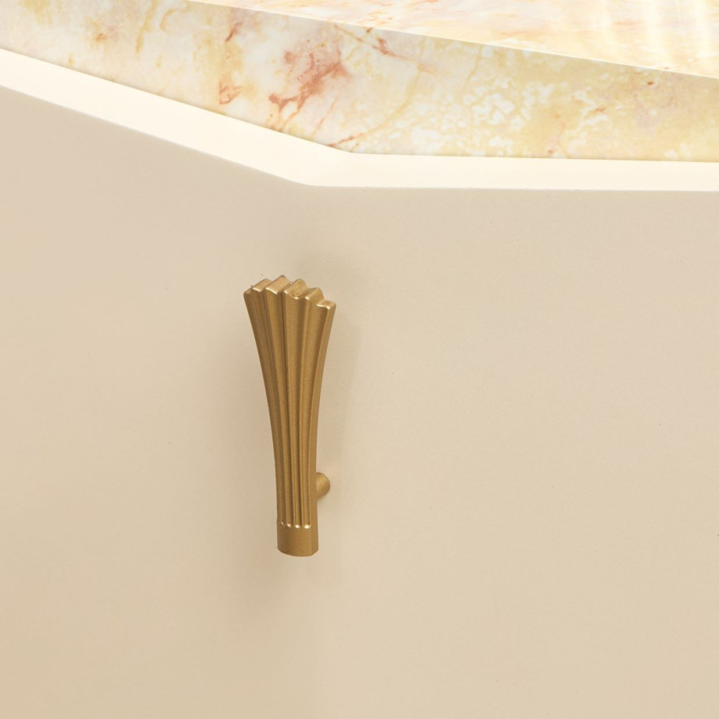 Eastern King Fan Bed Fantosini Gold Collection by Michael Amini. 9091000EK3-836