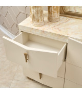 Eastern King Fan Bed Fantosini Gold Collection by Michael Amini. 9091000EK3-836