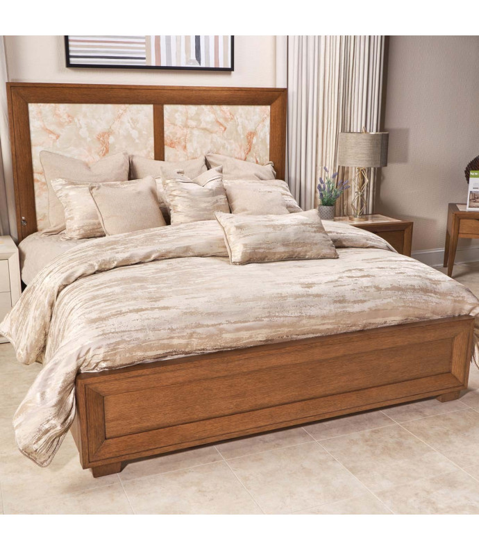 Queen Panel Bed with LED Lights Portrait Collection by Michael Amini. 9031000QN3-225