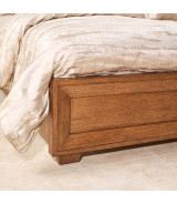 Queen Panel Bed with LED Lights Portrait Collection by Michael Amini. 9031000QN3-225