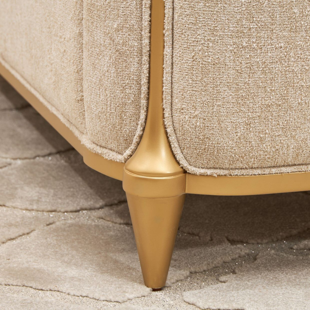 Light Champagne Queen Bed Scotts Square Collection by Michael Amini 9097000QN3-124