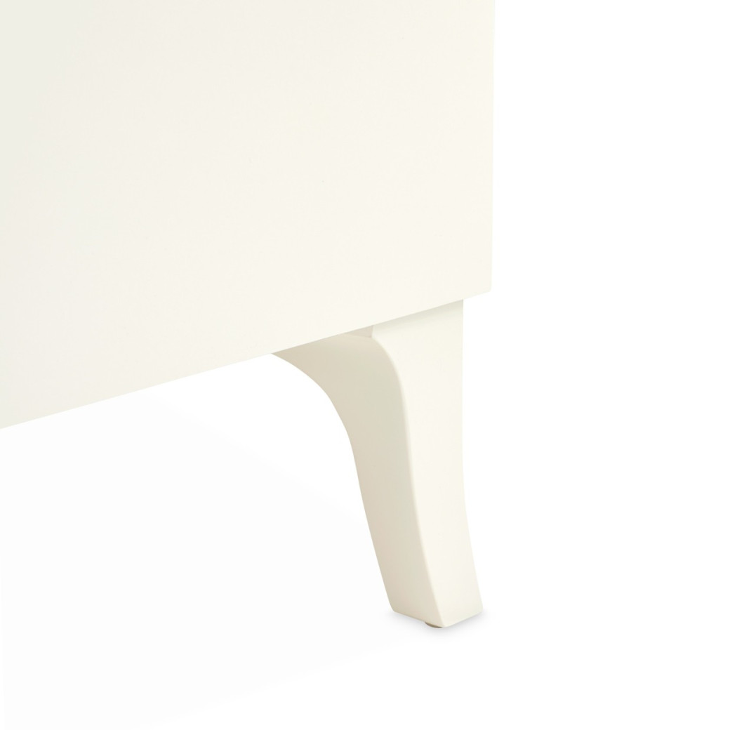 Queen Upholstered Bed Creamy Pearl Finish La Marisia Collection by Michael Amini 9089000QN3-112