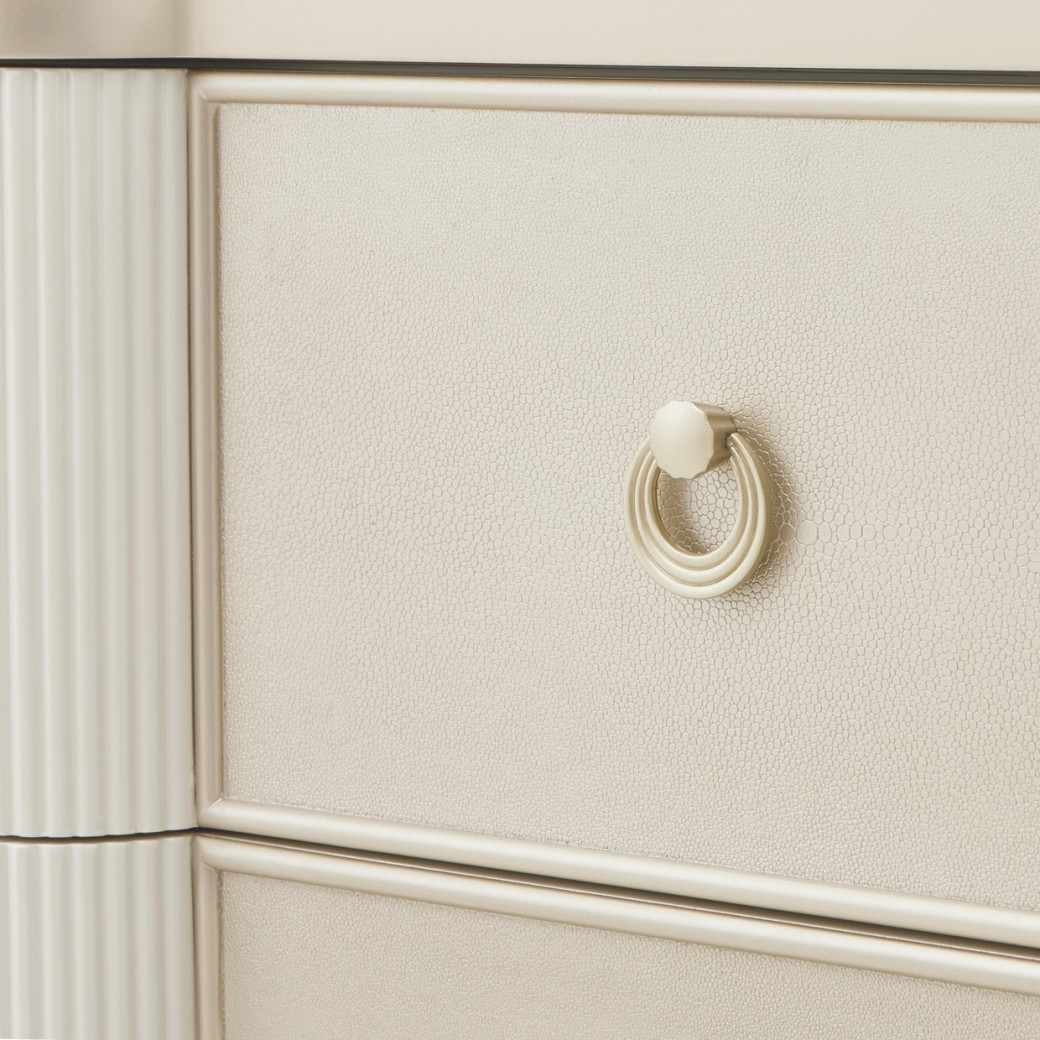 Queen Upholstered Bed Creamy Pearl Finish La Marisia Collection by Michael Amini 9089000QN3-112