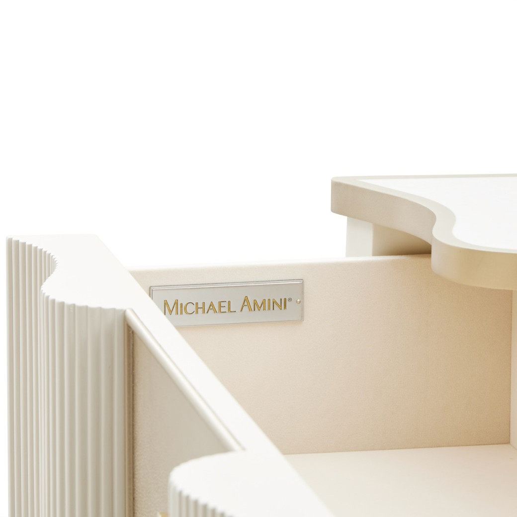 Queen Upholstered Bed Creamy Pearl Finish La Marisia Collection by Michael Amini 9089000QN3-112