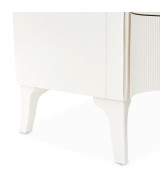 Queen Upholstered Bed Creamy Pearl Finish La Marisia Collection by Michael Amini 9089000QN3-112