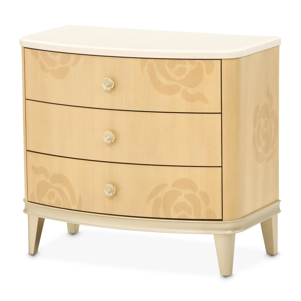 Queen Upholstered Bed Camellia Field Caramel Collection By Michael Amini 9090000EK3-134