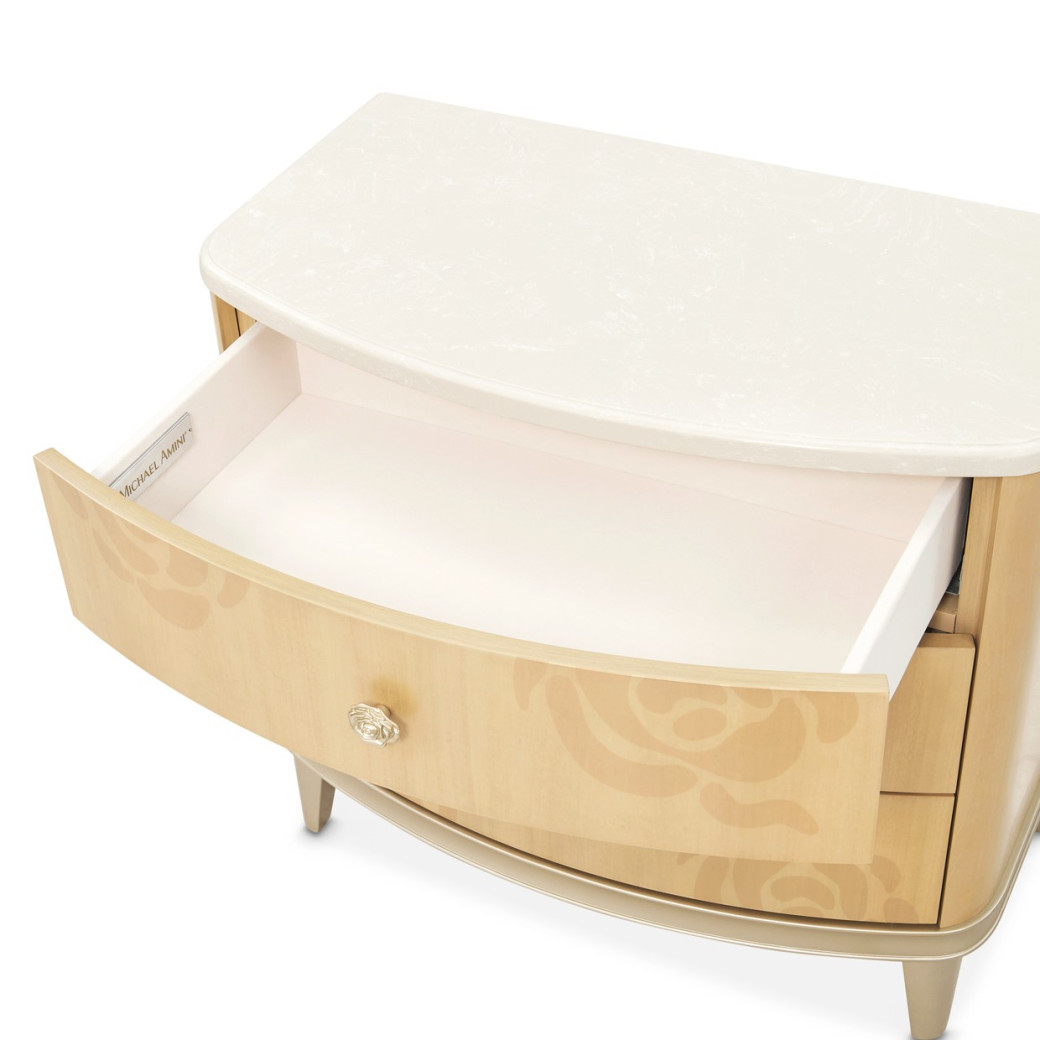 Queen Upholstered Bed Camellia Field Caramel Collection By Michael Amini 9090000EK3-134